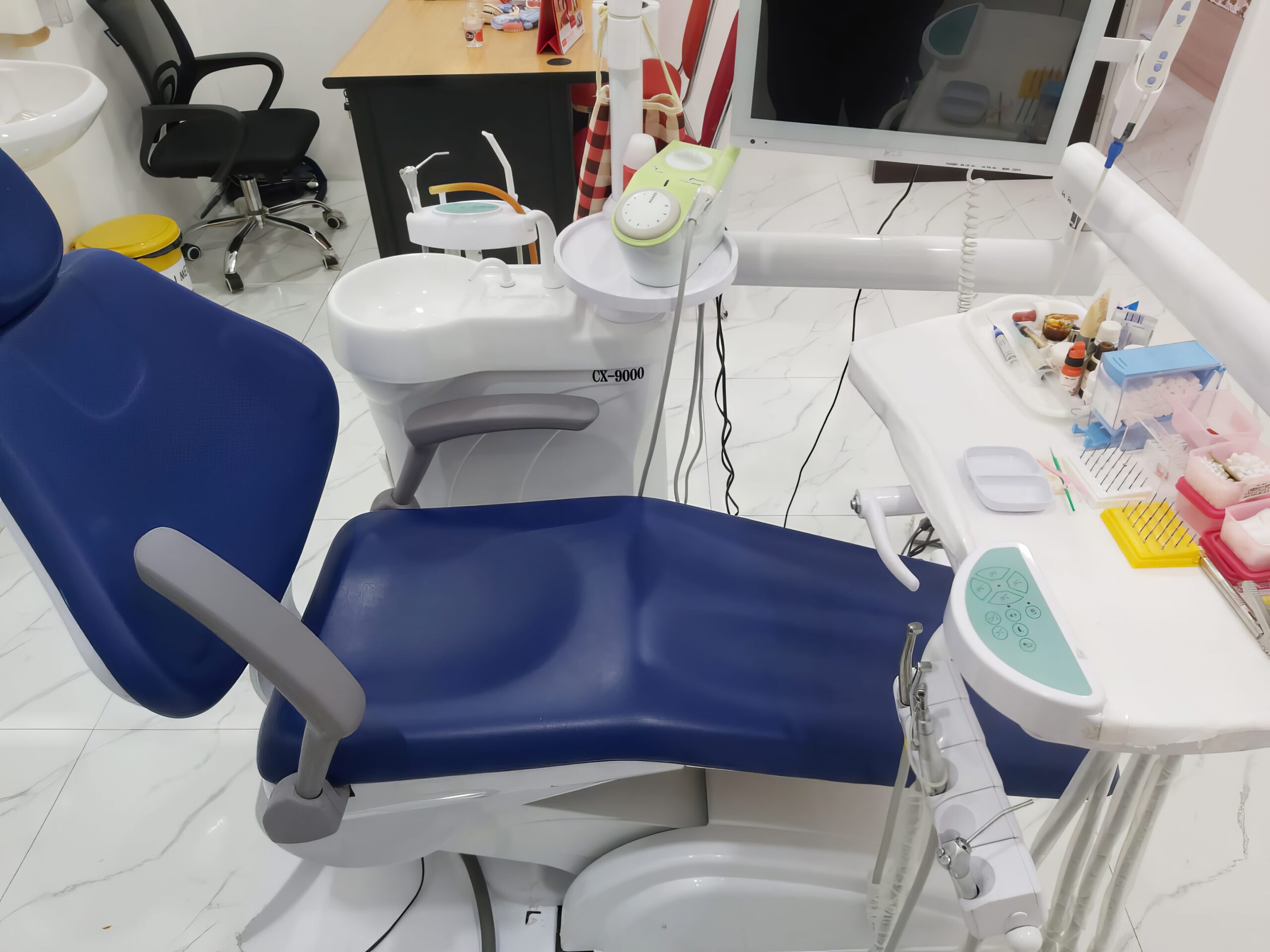 Layanan New Smile Dental and Implant Center Semarang